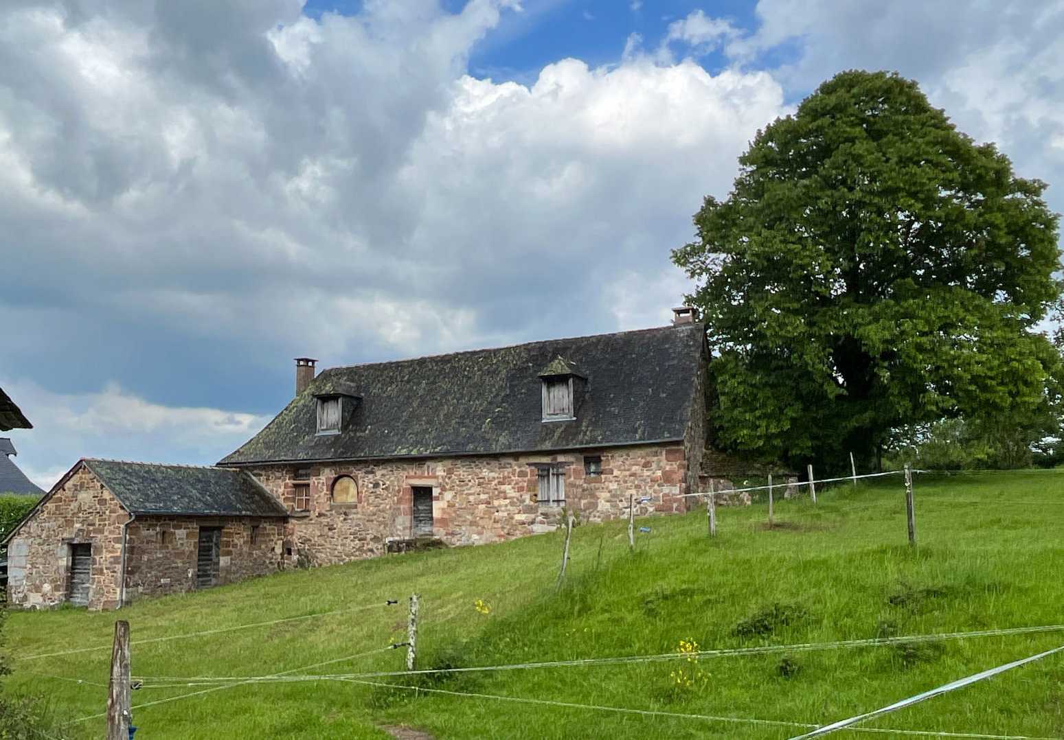Huis in Terrasson-Lavilledieu, Nouvelle-Aquitanië 11916982