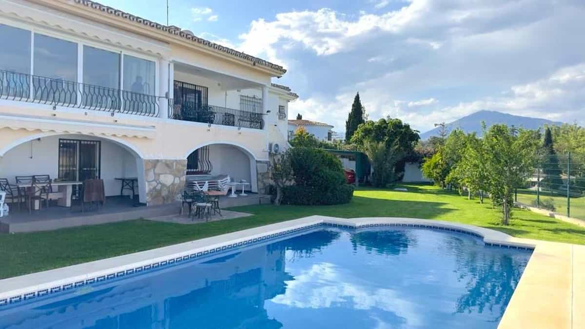 Casa nel Marbella, Andalusia 11917422