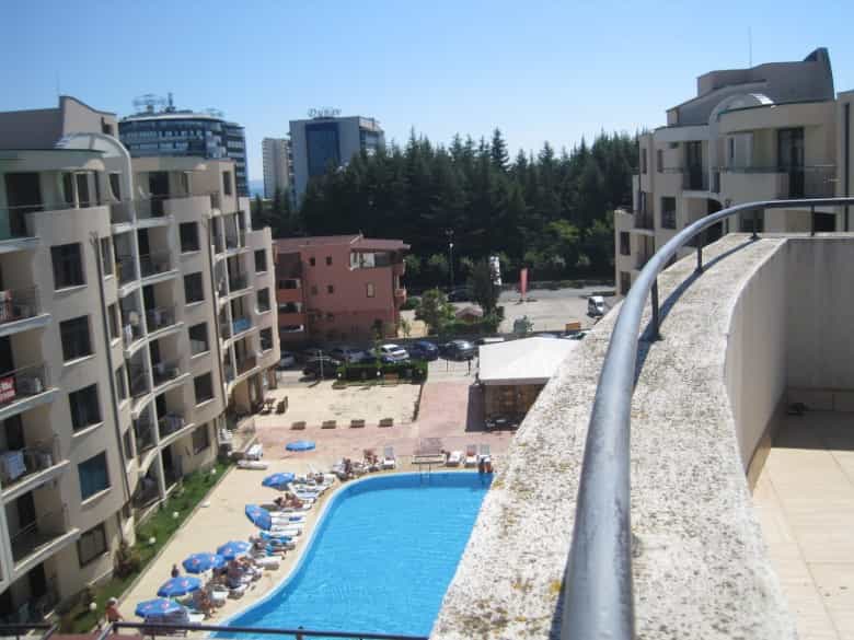 Condominium dans Nessebar, Bourgas 11917541