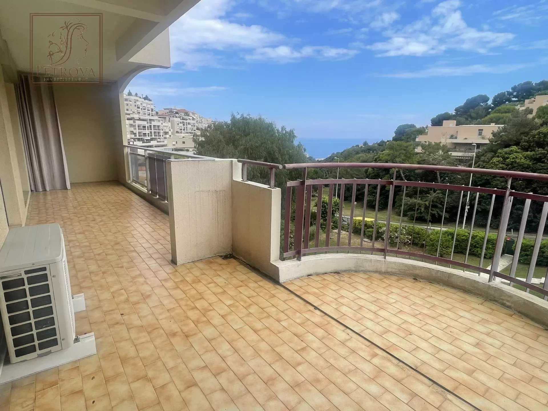 Condominium in La Californie, Provence-Alpes-Cote d'Azur 11918760