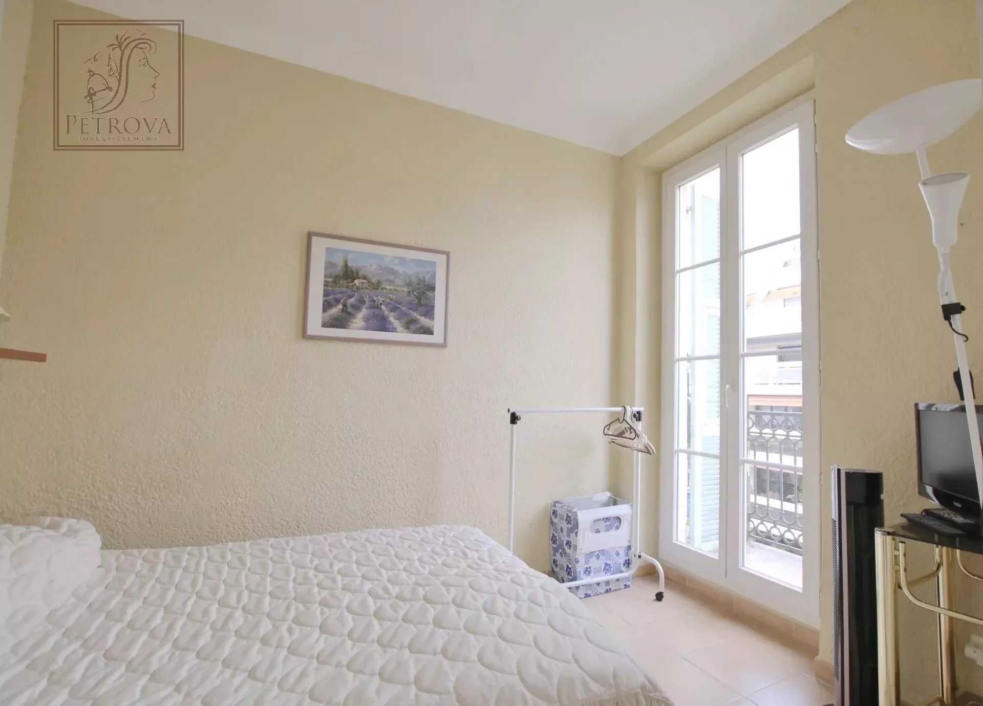公寓 在 Nice, Alpes-Maritimes 11918781