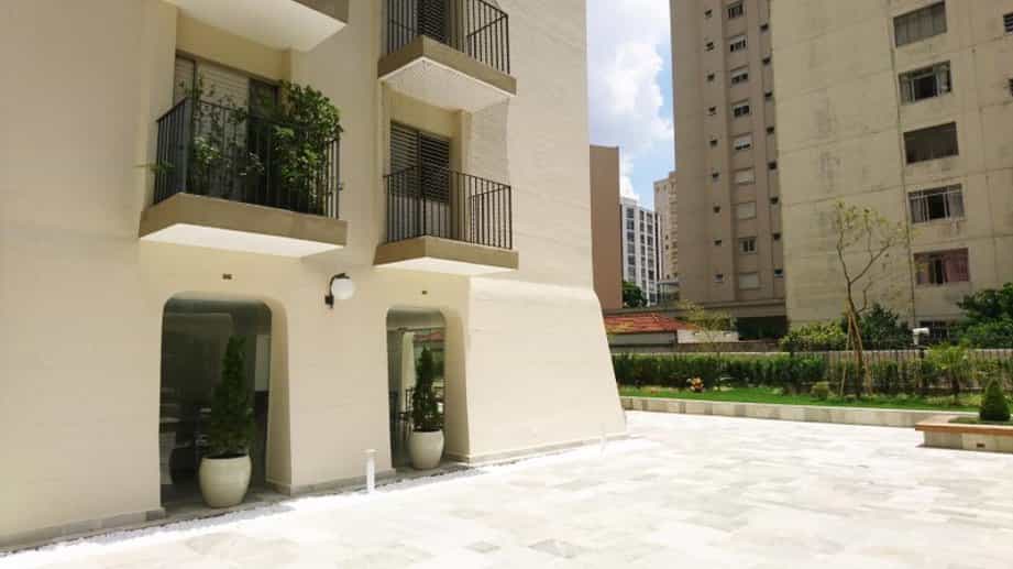 Condominium in , State of São Paulo 11918905