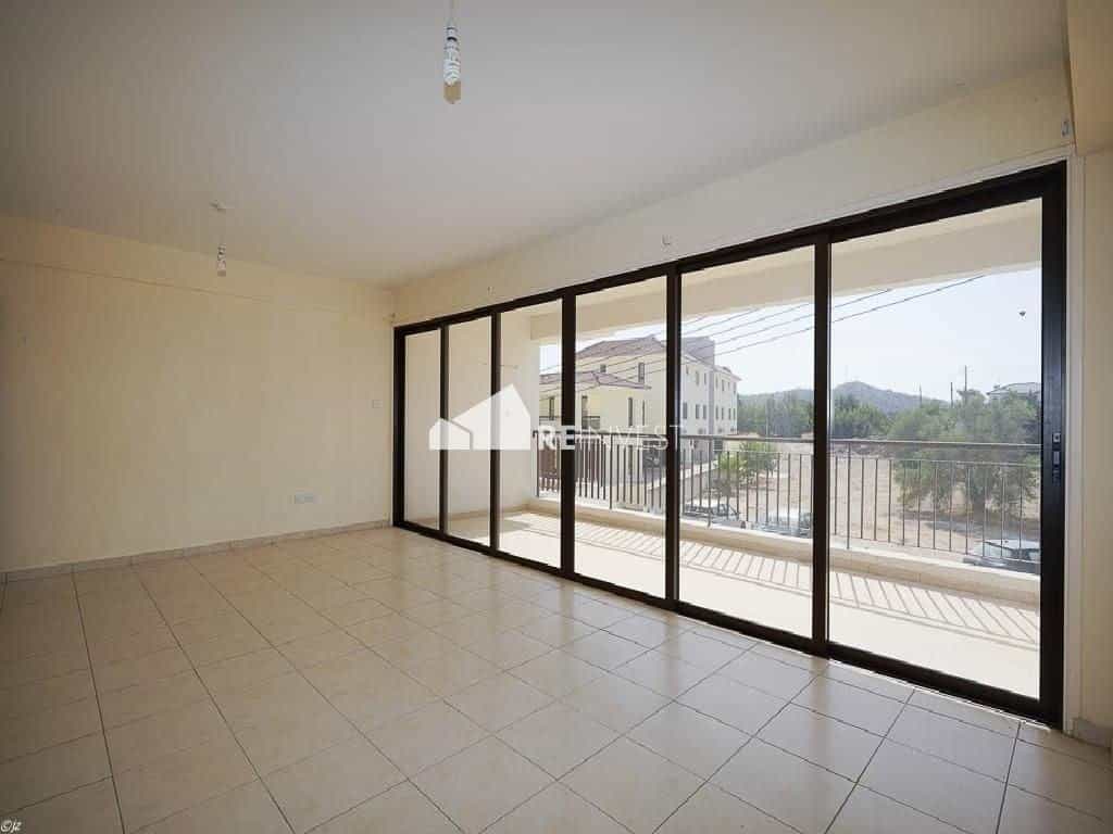 Condominium dans Kiti, Larnaka 11919038