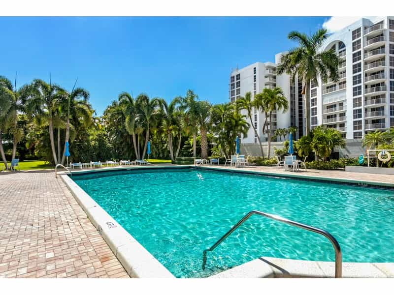 Condominium dans West Palm Beach, Florida 11919099