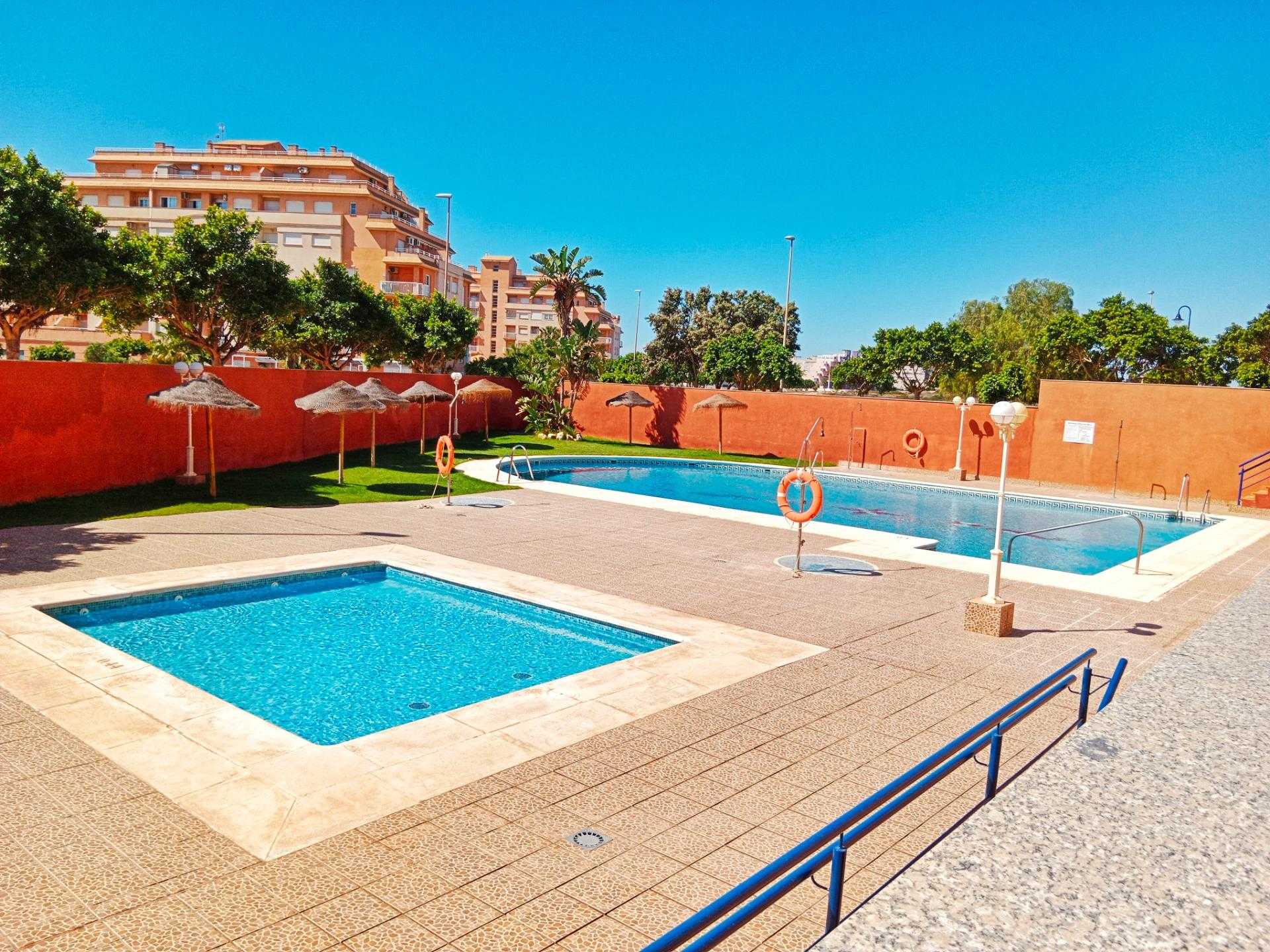 Condominium in , Andalucía 11919156