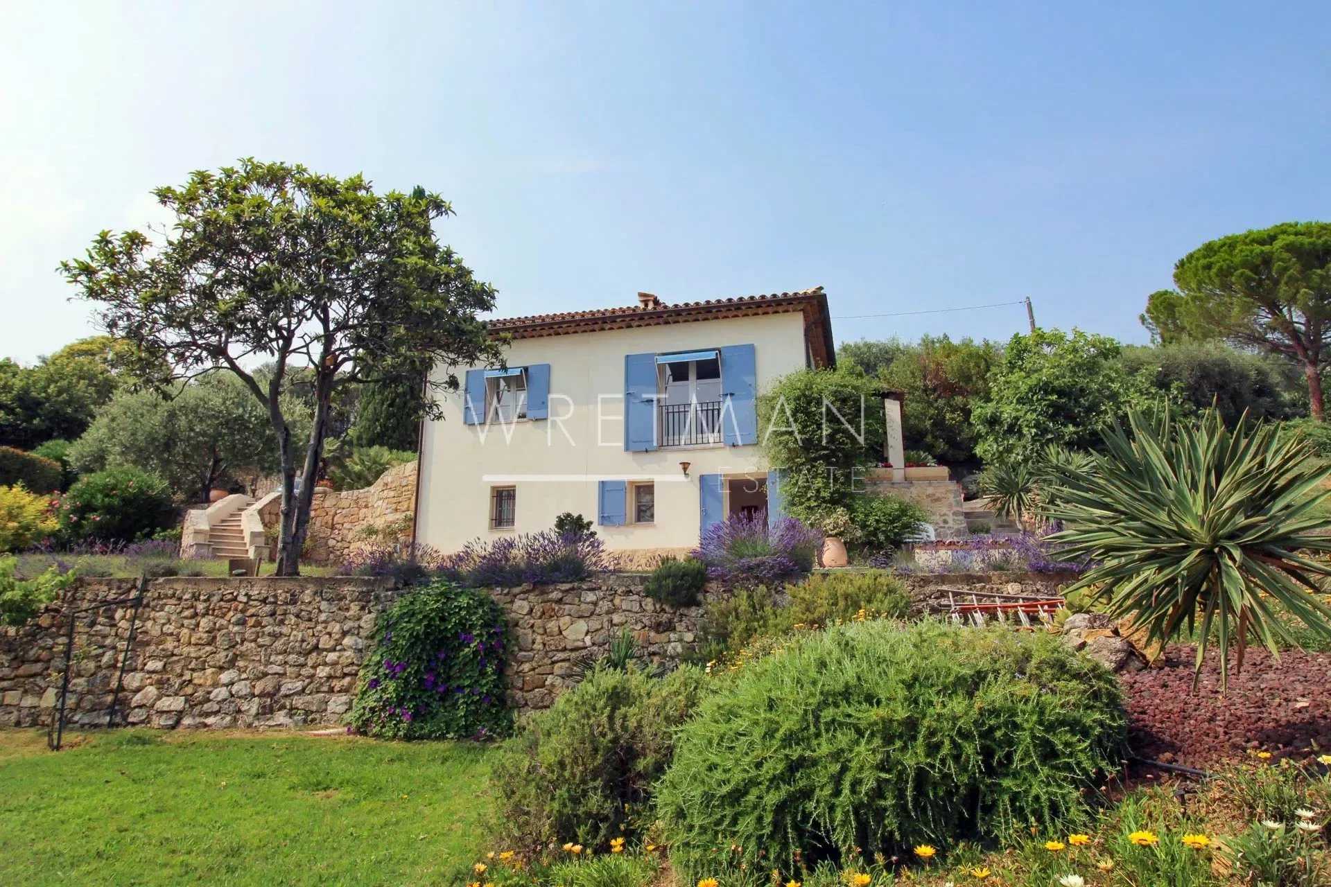 rumah dalam Callian, Provence-Alpes-Côte d'Azur 11919520