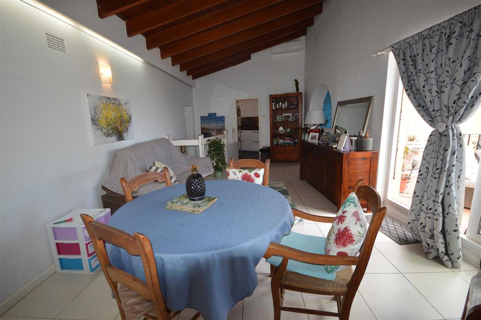 Dom w La Linea de la Concepcion, Andaluzja 11919602