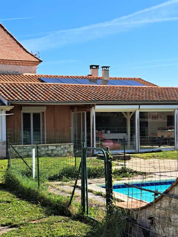 Rumah di Villeneuve-sur-Lot, Nouvelle-Aquitaine 11919807