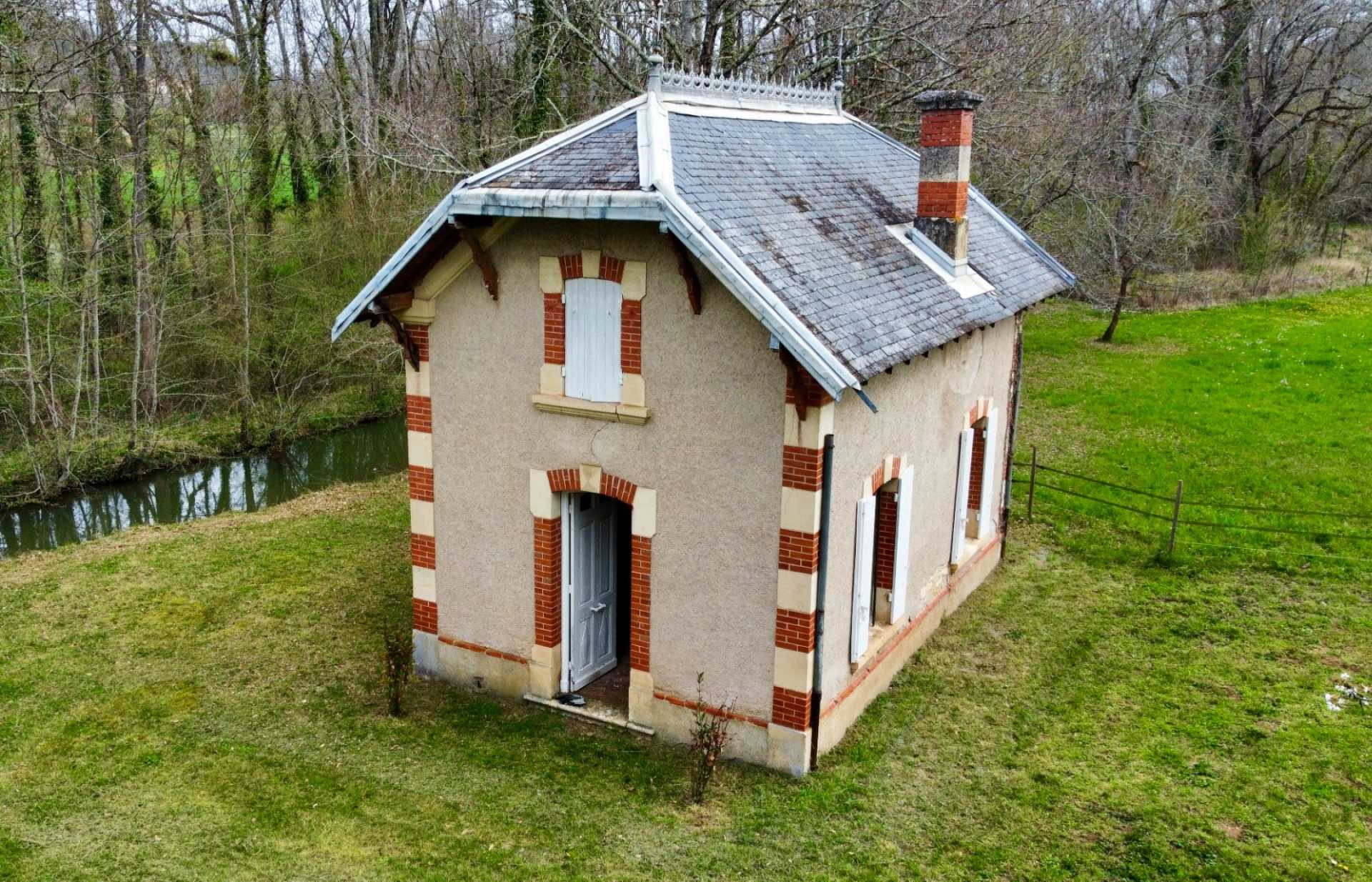 Talo sisään Puy-l'Évêque, Occitanie 11919816