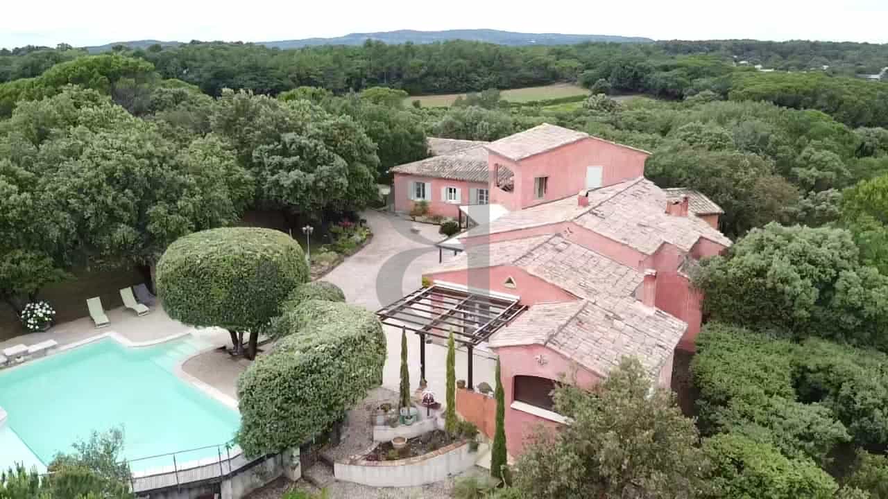 Inny w Sainte-Cécile-les-Vignes, Provence-Alpes-Côte d'Azur 11919823