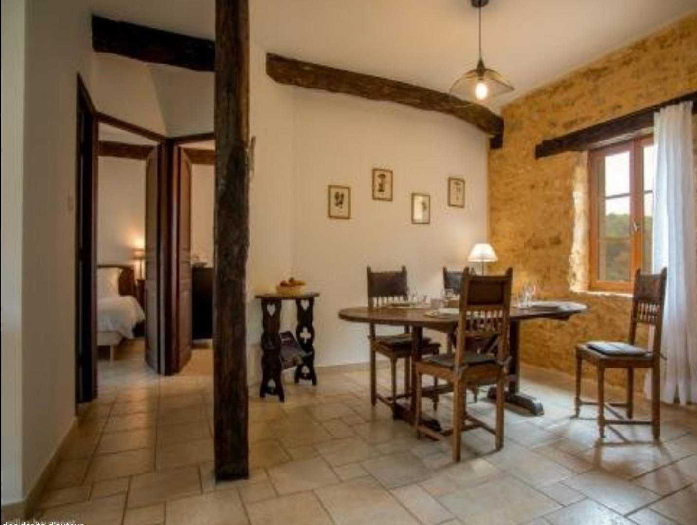 casa no Sarlat-la-Canéda, Nouvelle-Aquitaine 11919839