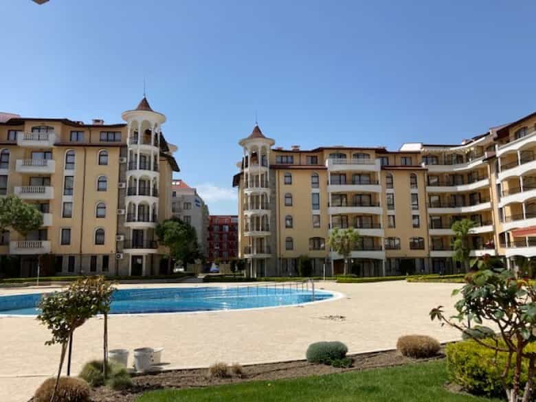 Condominium in Nesebar, Burgas 11920170
