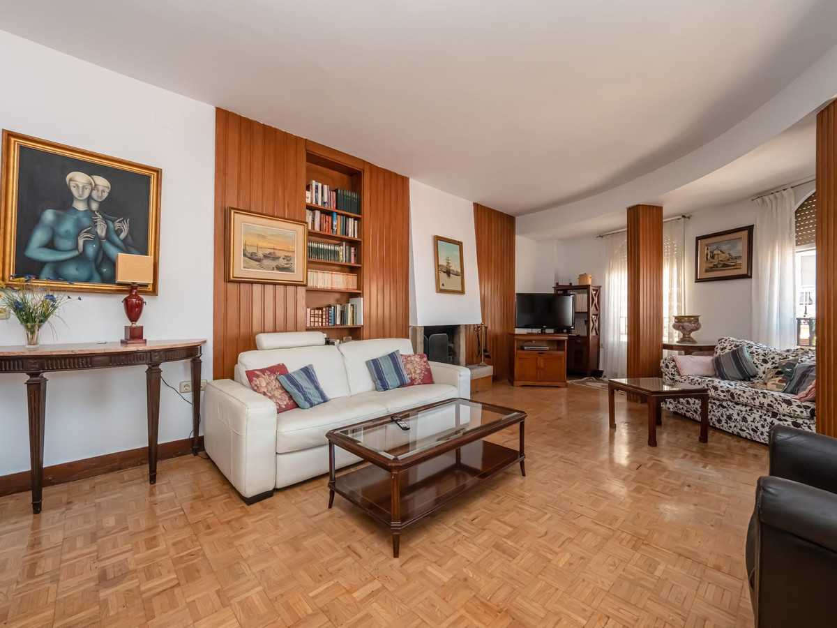 Condominium in Moncloa, Madrid 11920357