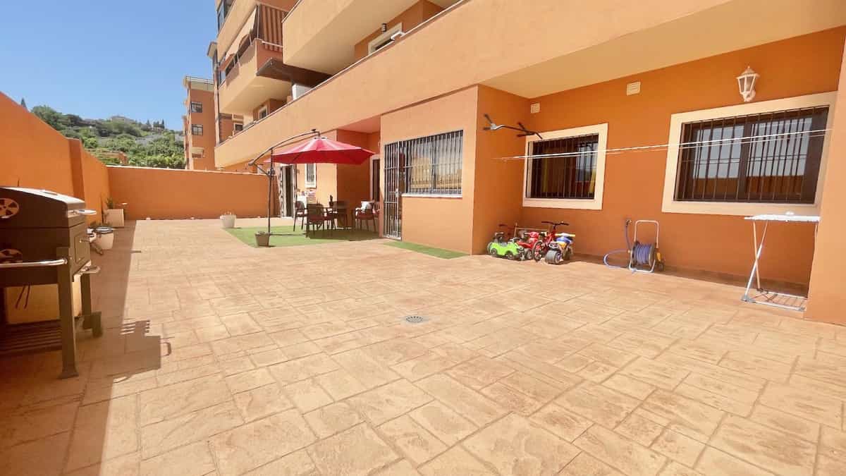 Condominium in , Andalucía 11920358