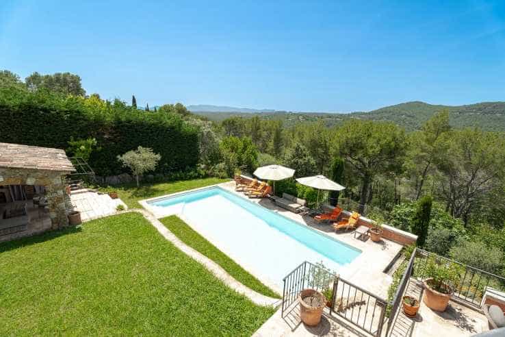 rumah dalam Fayence, Provence-Alpes-Côte d'Azur 11920602