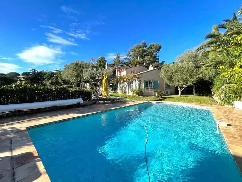 Hus i Cannes, Provence-Alpes-Cote d'Azur 11921111