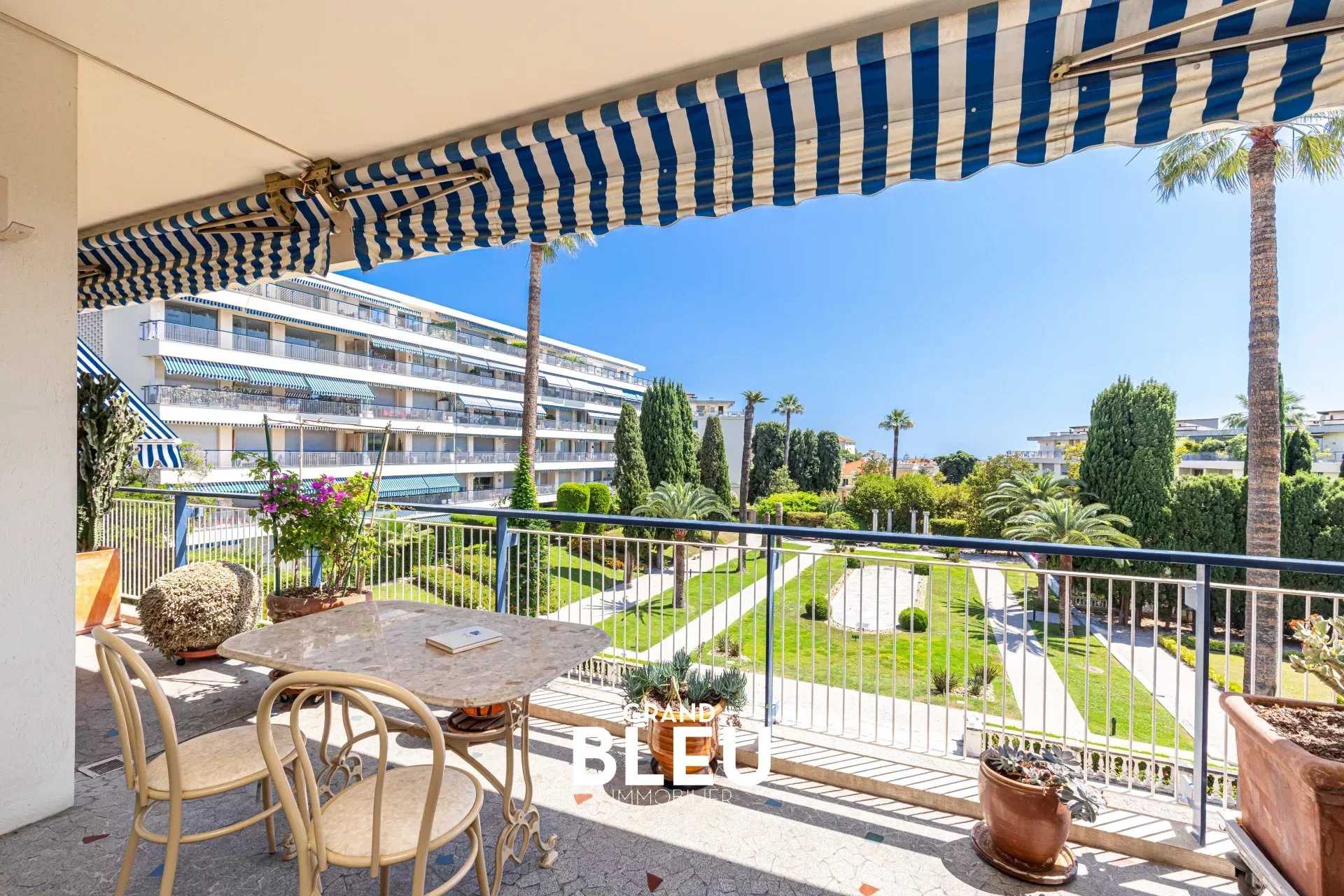 Condominium dans Nice, Alpes-Maritimes 11921200