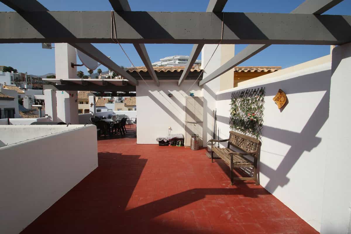 Molteplici case nel Fuengirola, Andalusia 11921602