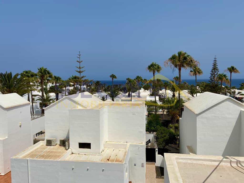 Condominium in Arrecife, Canarische eilanden 11922071
