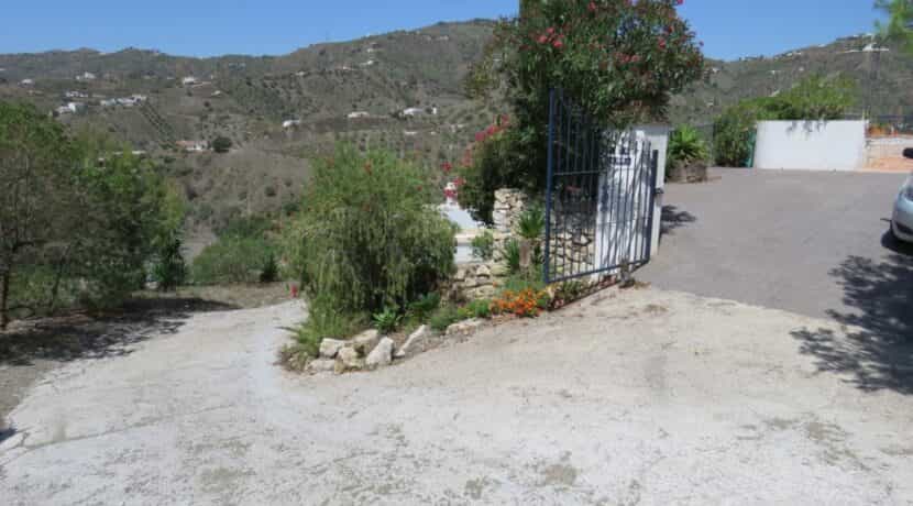Casa nel Canillas de Albaida, Andalusia 11922462