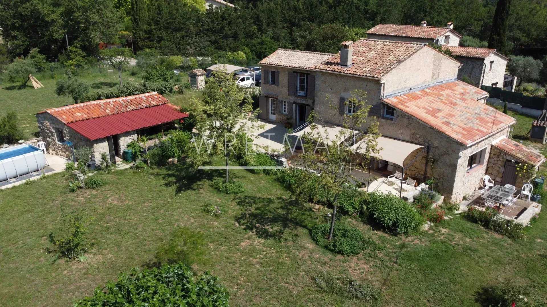 Hus i Fayence, Provence-Alpes-Cote d'Azur 11923282