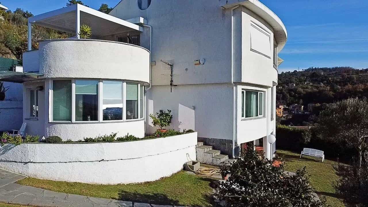Condominium in La Spezia, Liguria 11923359