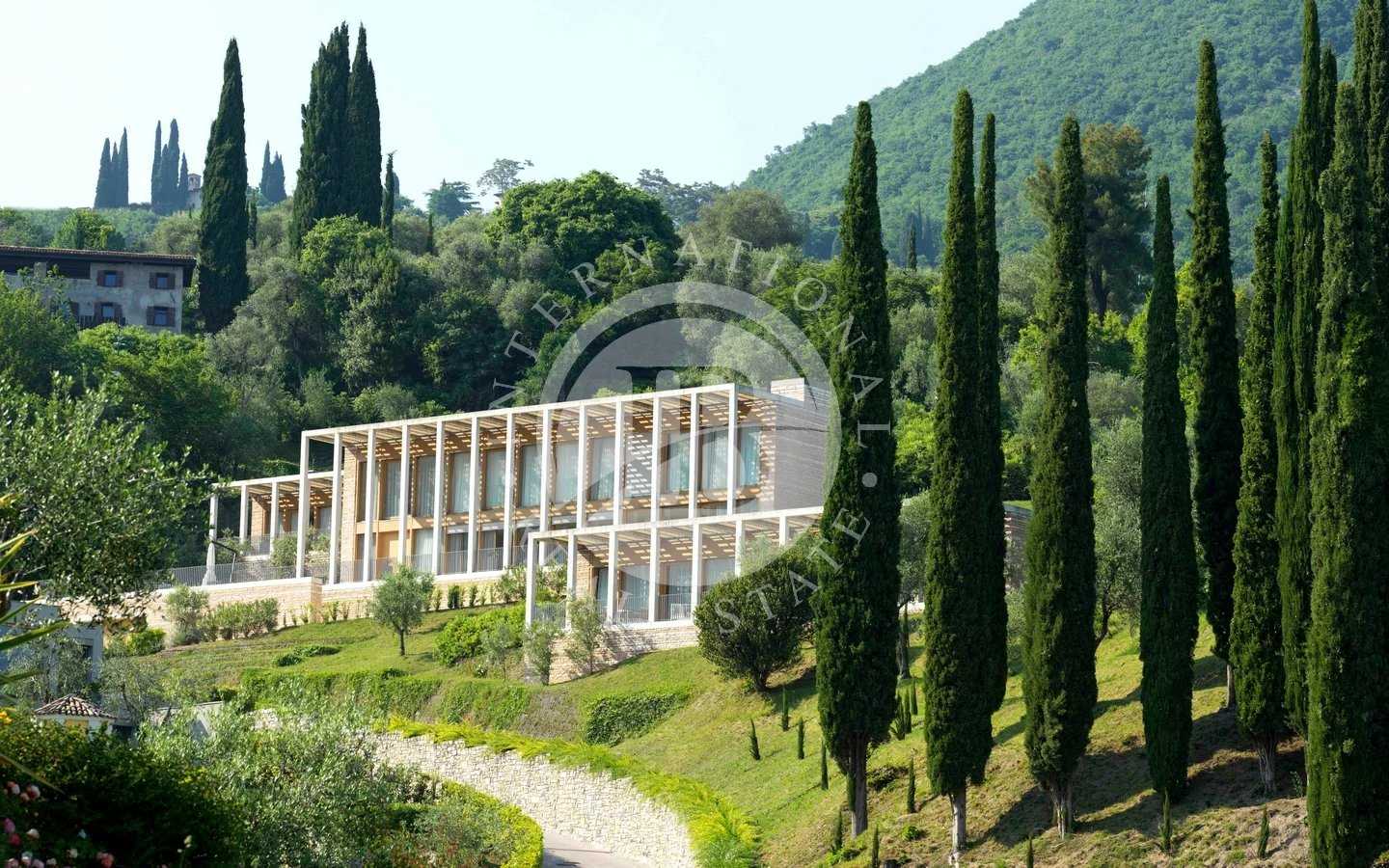 Hus i Gardone Riviera, Lombardy 11923381