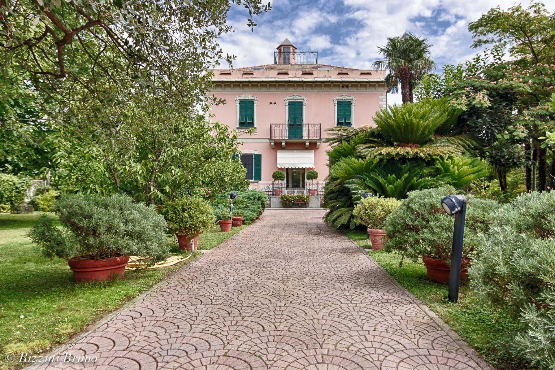 House in Albisola Marina, Liguria 11923390