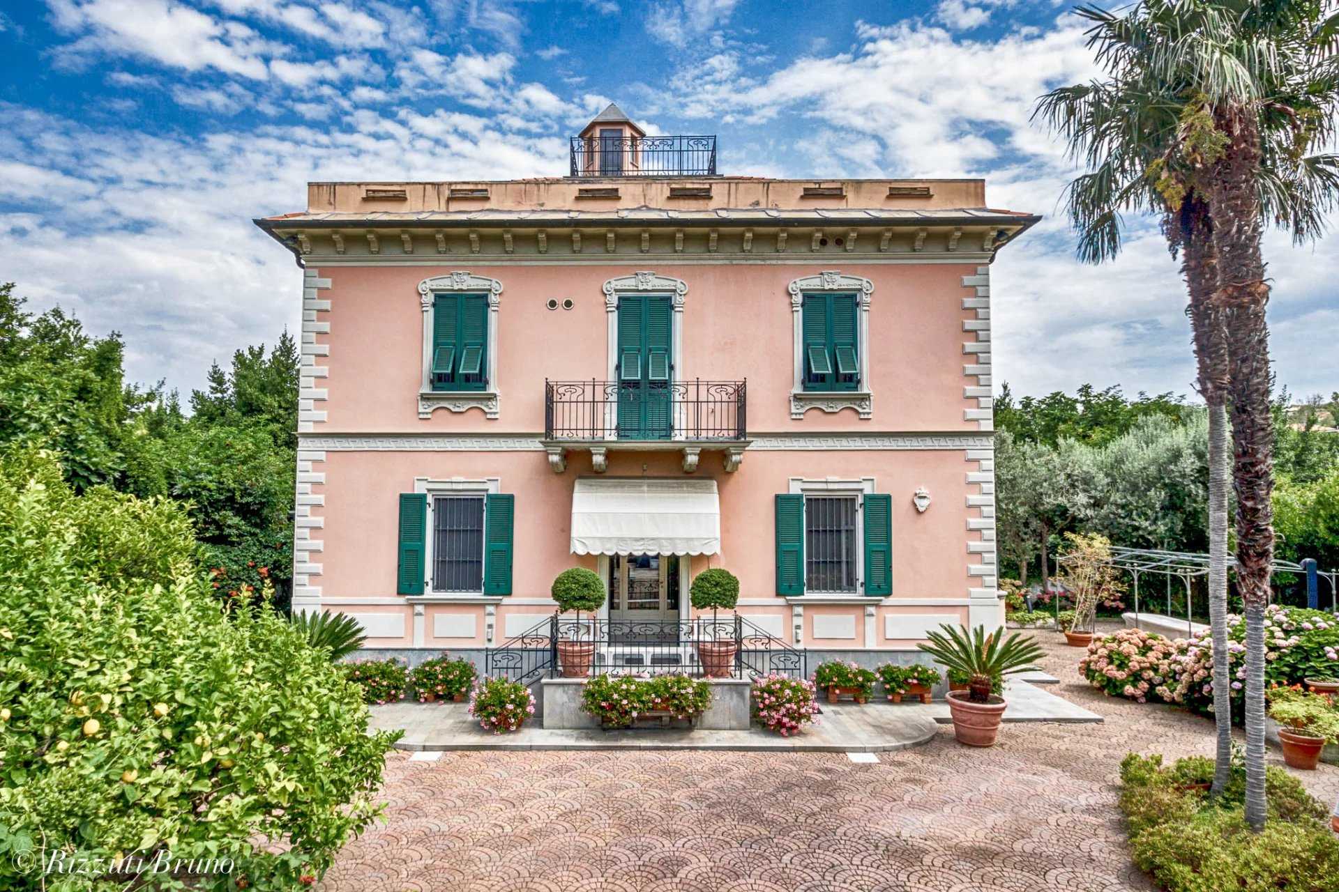 房子 在 Albisola Marina, Liguria 11923390