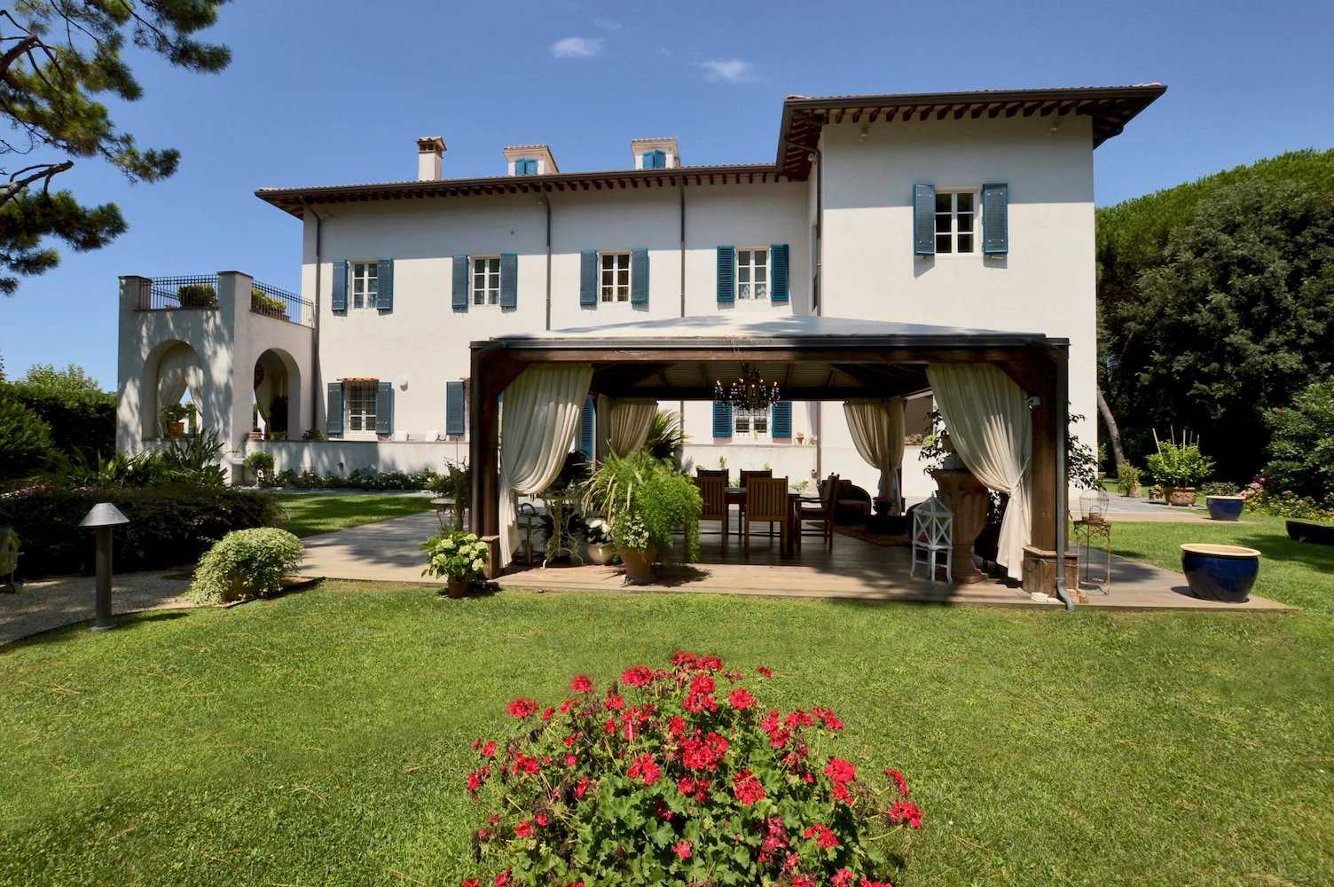 Rumah di Massa, Tuscany 11923401