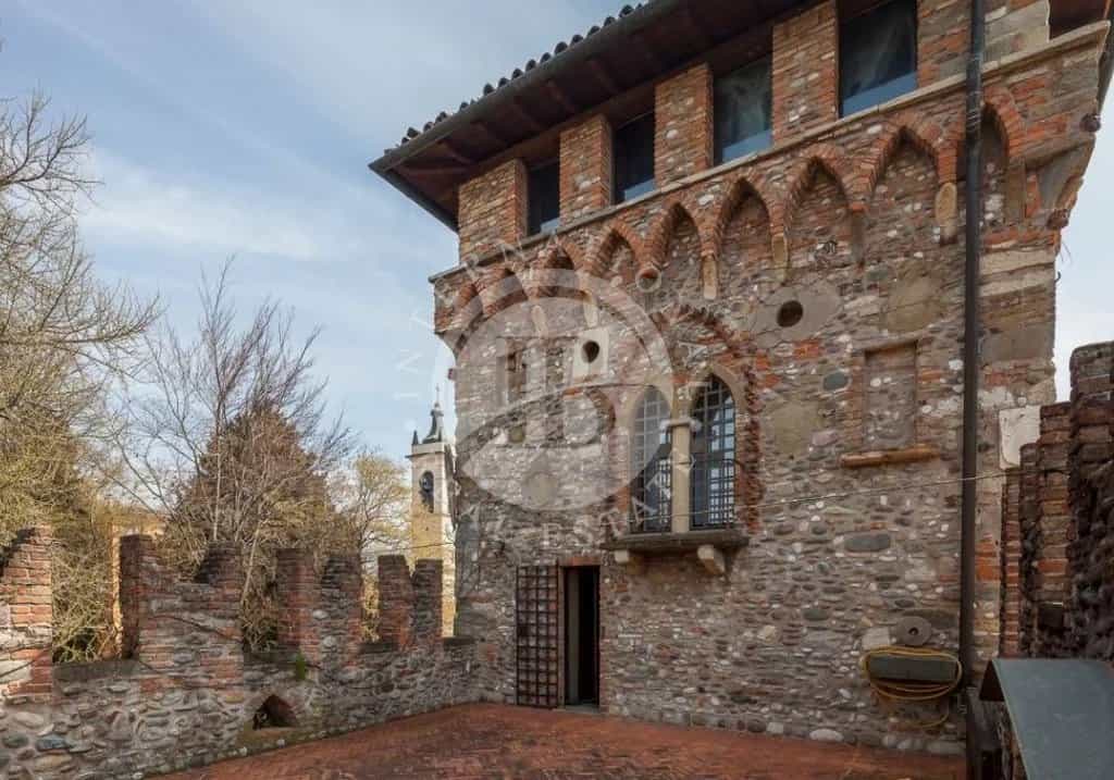House in Bergamo, Bergamo 11923432