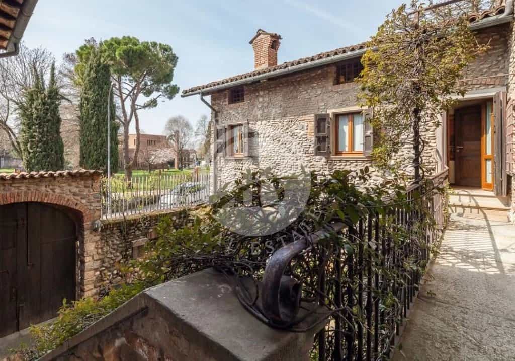 House in Bergamo, Bergamo 11923432