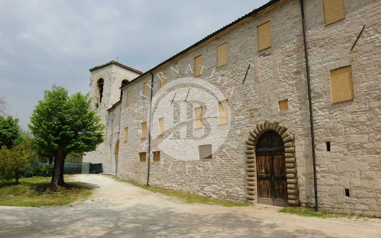 Osakehuoneisto sisään Sassoferrato, Marche 11923433