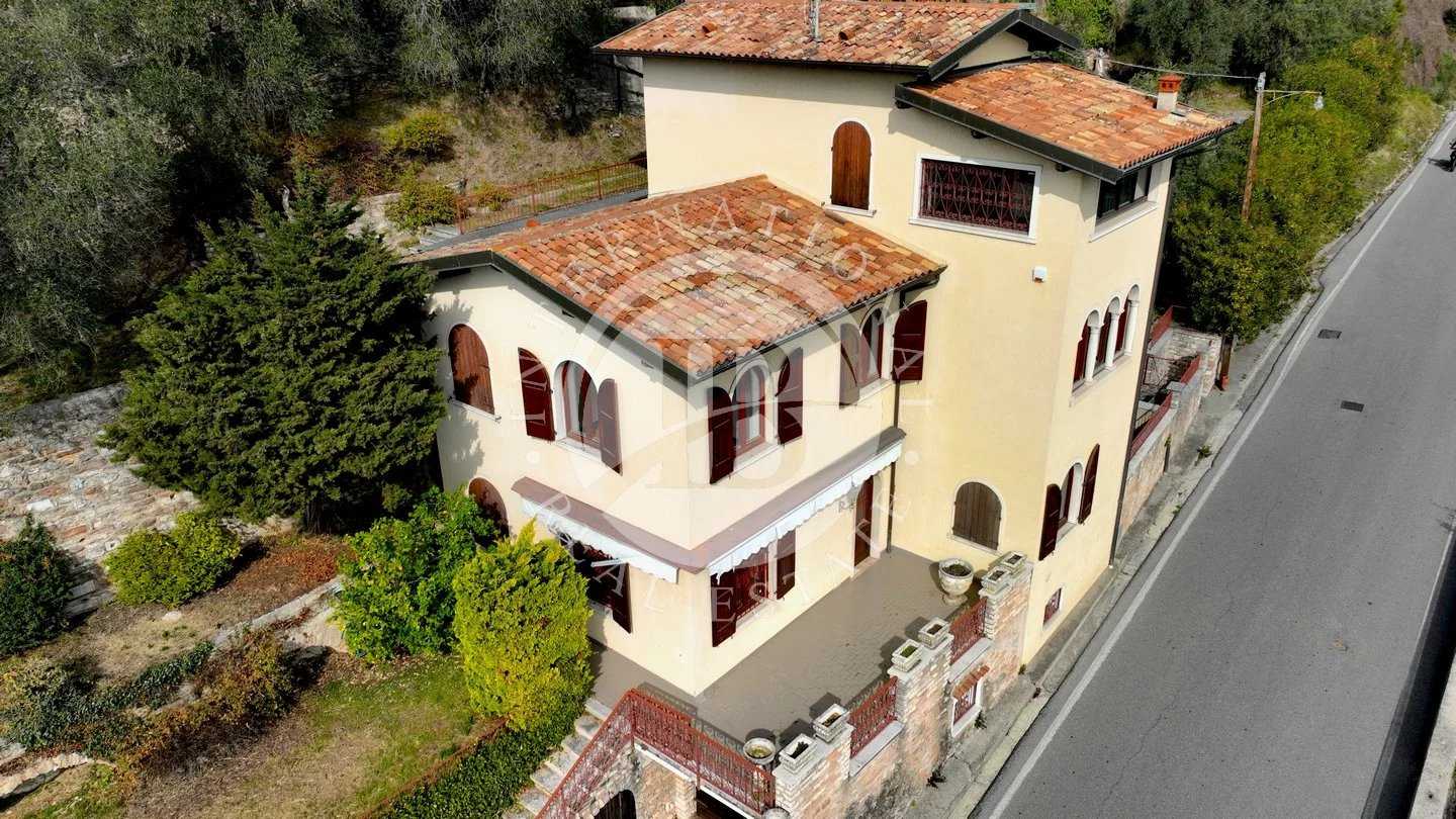 жилой дом в Brescia, Brescia 11923439