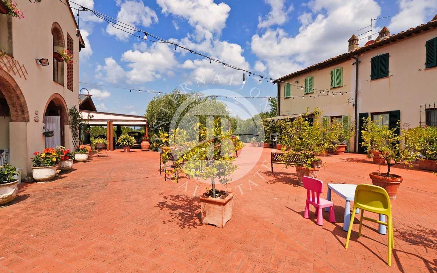 жилой дом в Castelfiorentino, Tuscany 11923479
