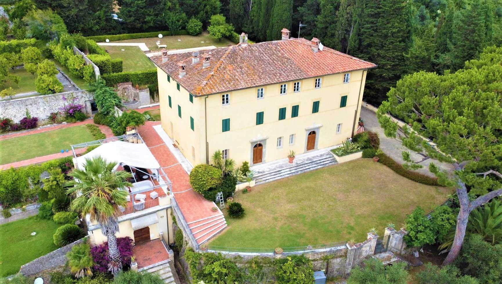 بيت في Pietrasanta, Tuscany 11923625