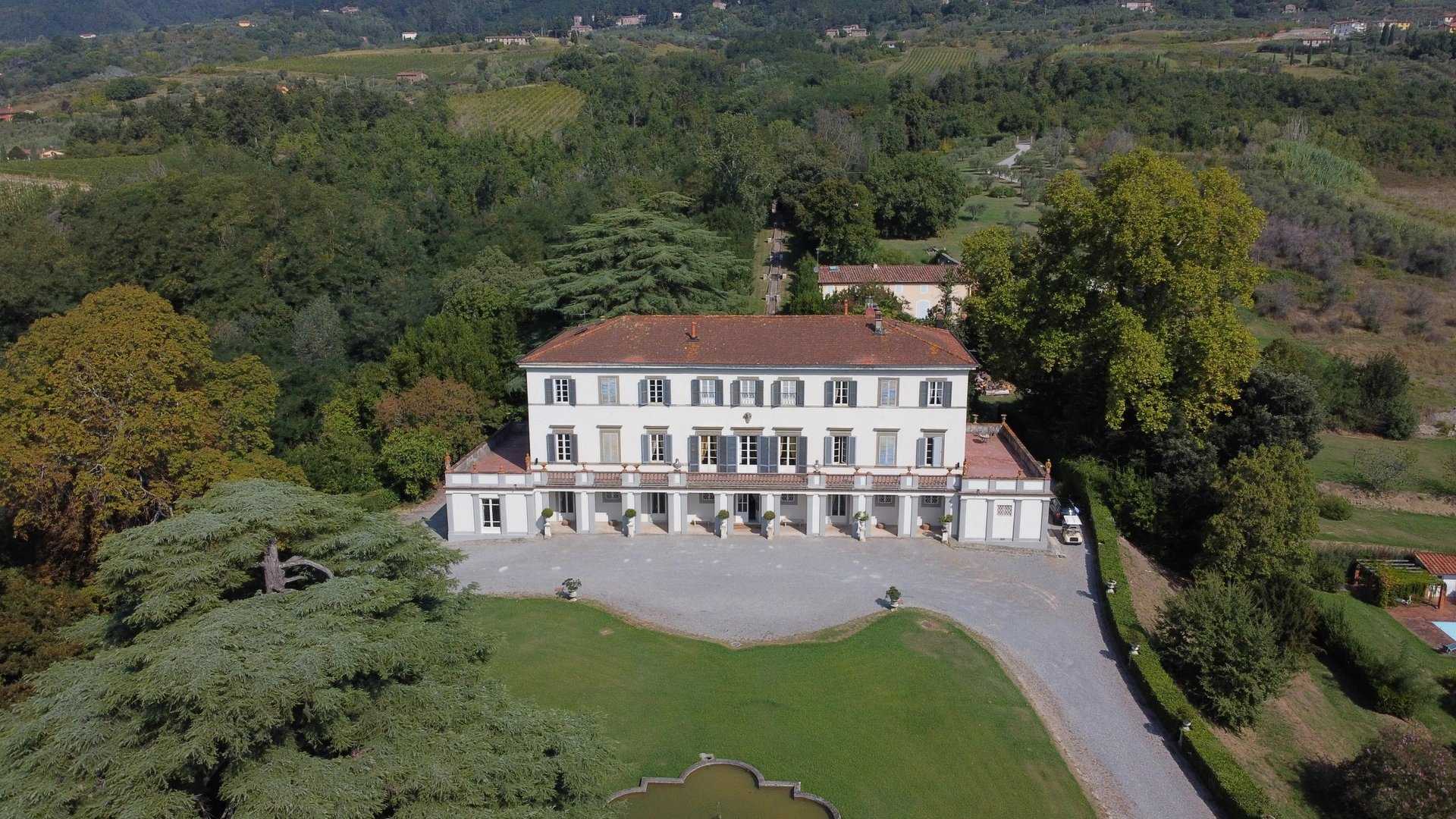 жилой дом в Lucca, Tuscany 11923633