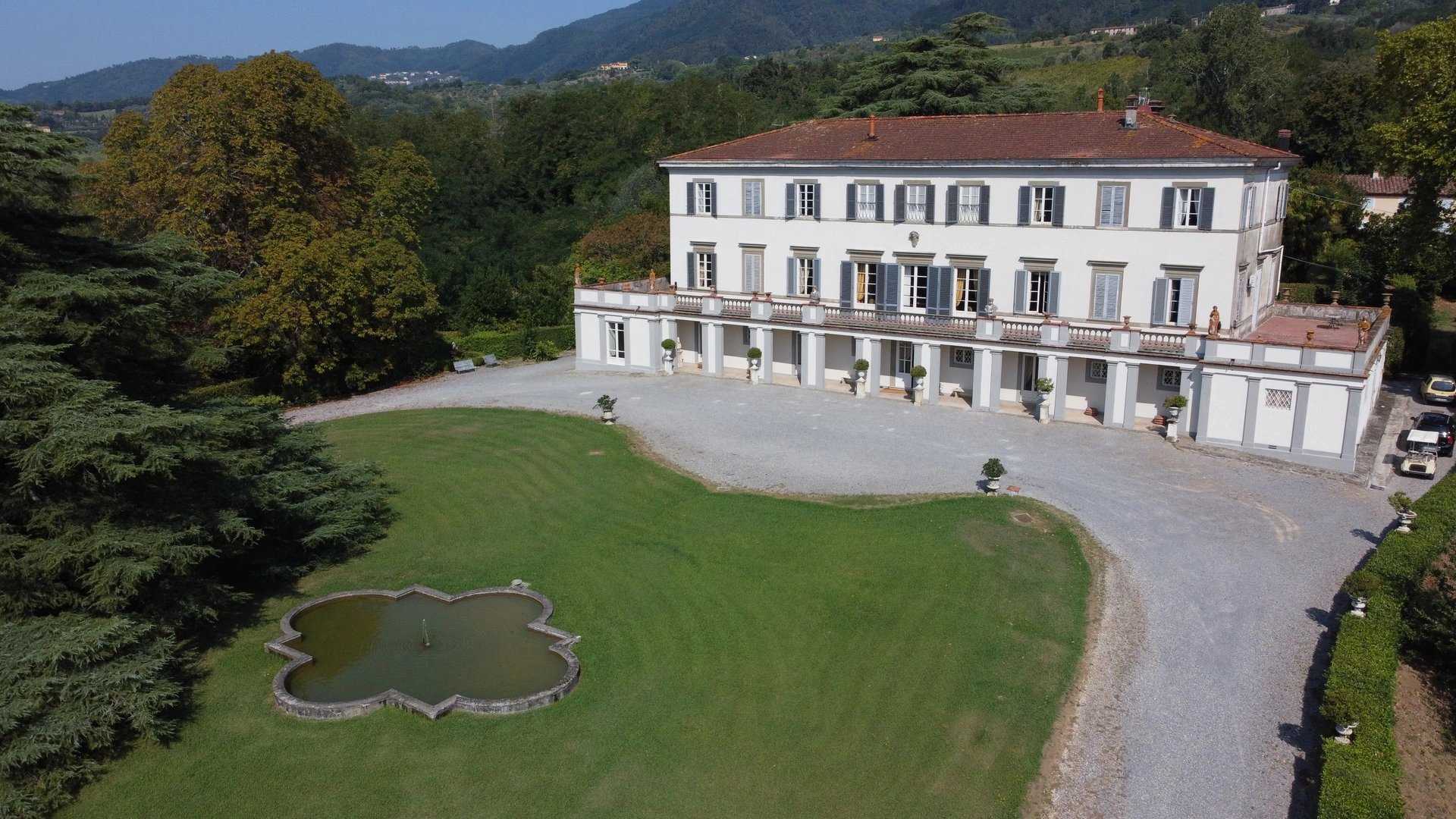 بيت في Lucca, Tuscany 11923633