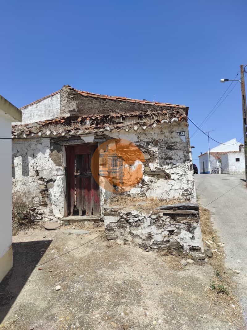 House in , Faro District 11923781
