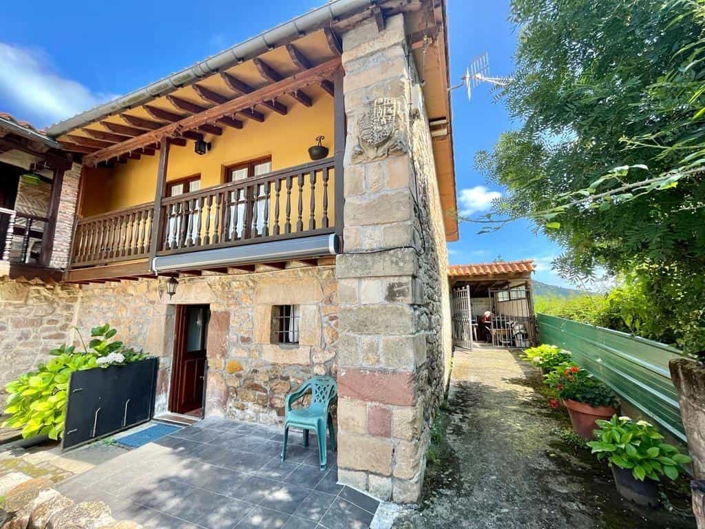 rumah dalam Santa Maria de Cayon, Cantabria 11923790
