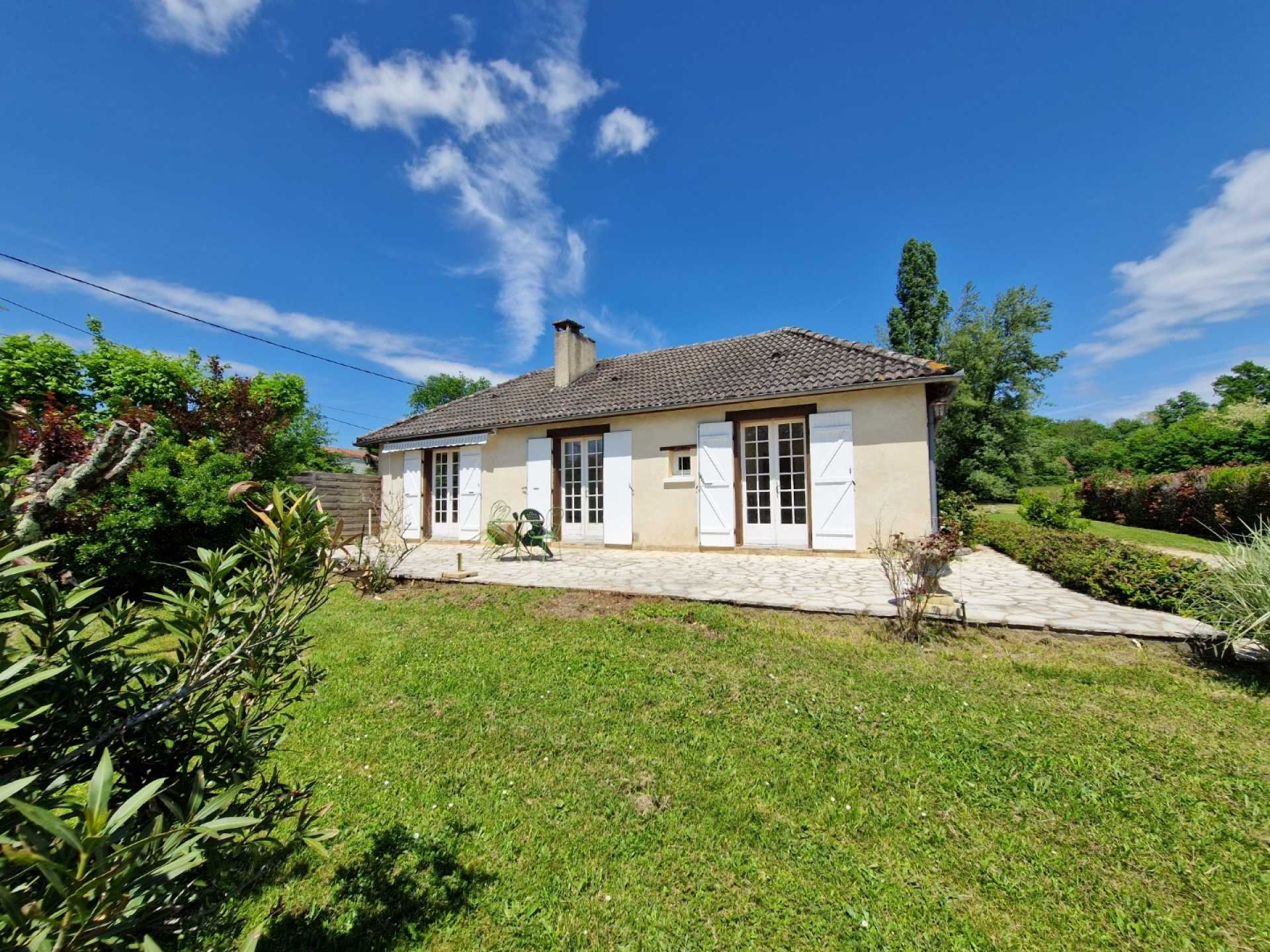 House in Le Bugue, Nouvelle-Aquitaine 11924076