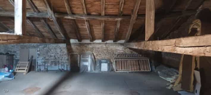 Huis in Charroux, Nouvelle-Aquitaine 11924087