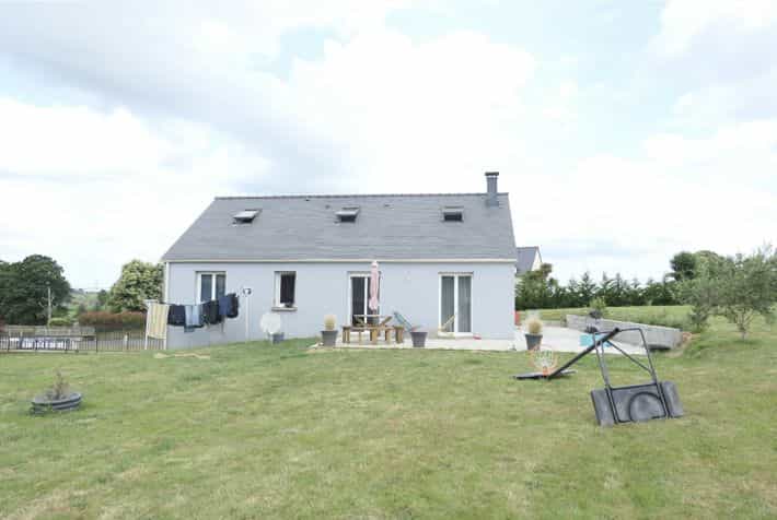 Haus im Saint-Hilaire-du-Harcouet, Normandie 11924155