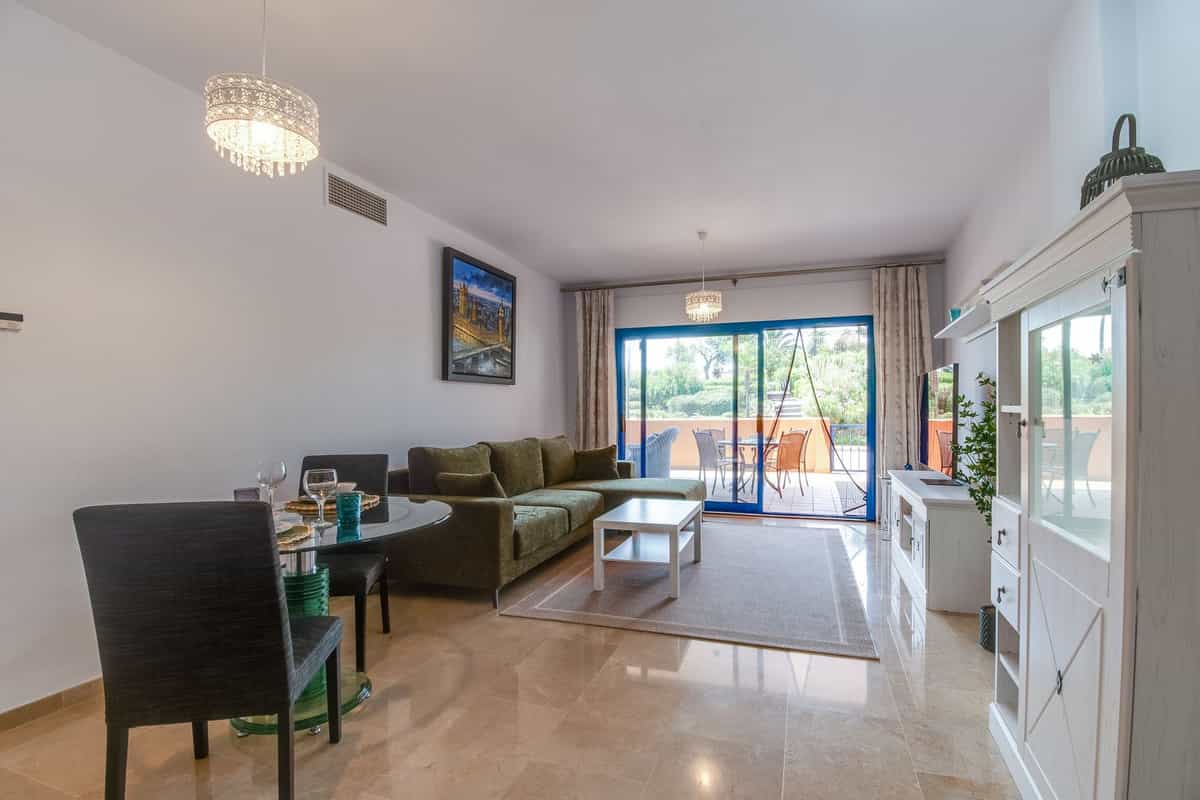 Condominium in Manilva, Andalusia 11924173