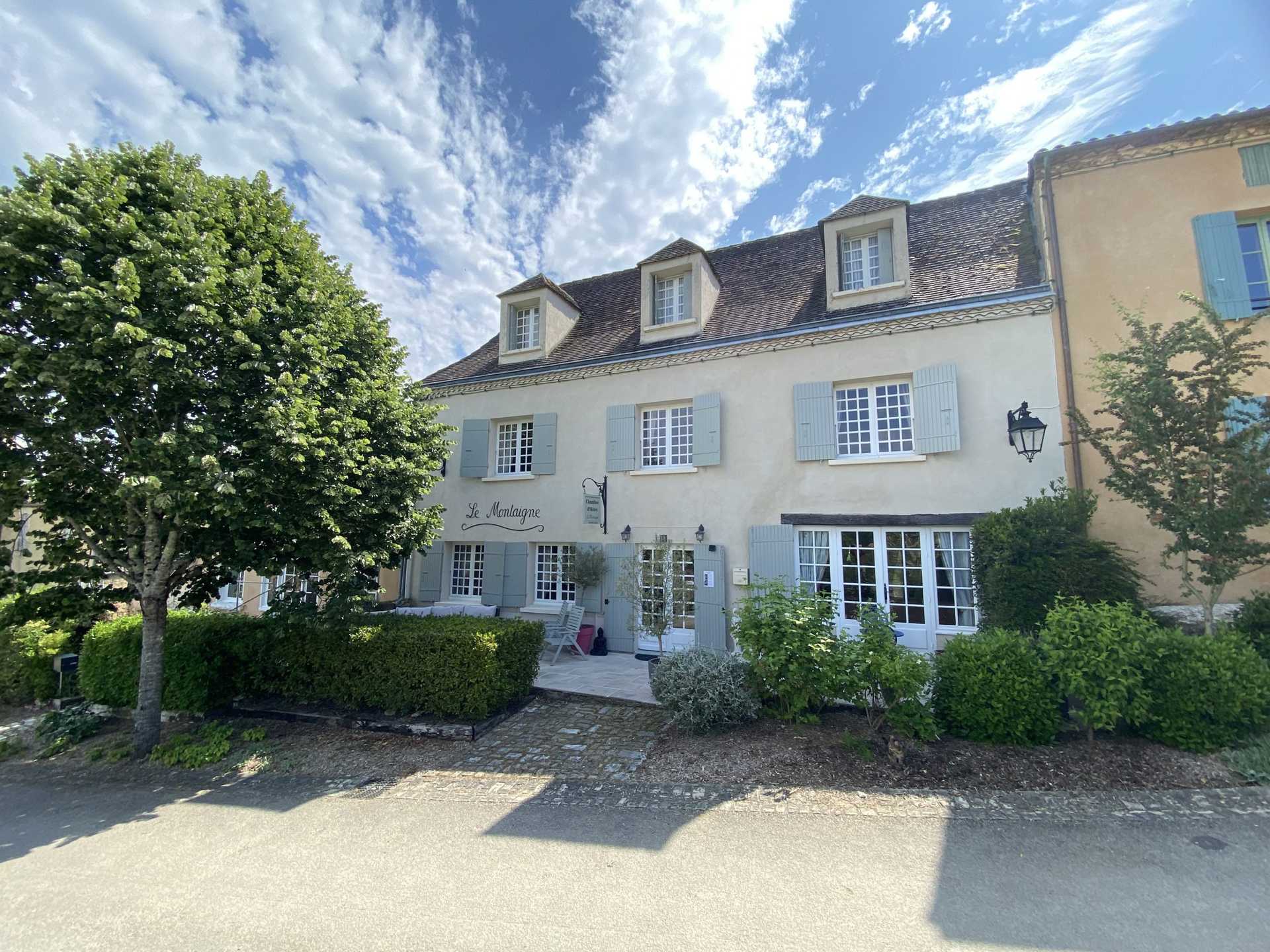 Rumah di Sainte-Alvere, Nouvelle-Aquitaine 11924194