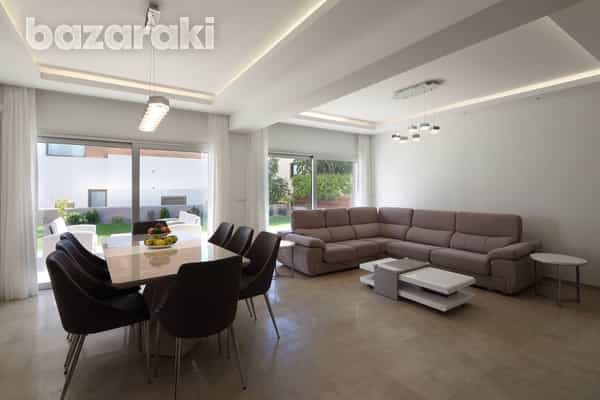 rumah dalam Parekklisia, Larnaka 11925542