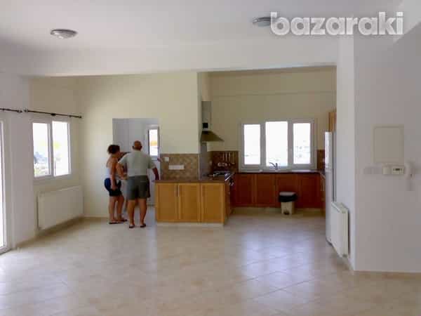 House in Pyrgos, Larnaka 11925558