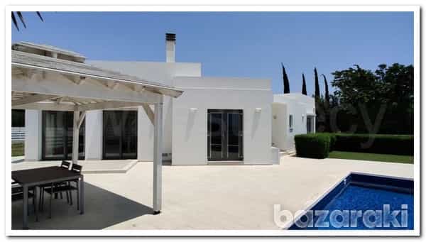 rumah dalam Pyrgos, Larnaka 11925735
