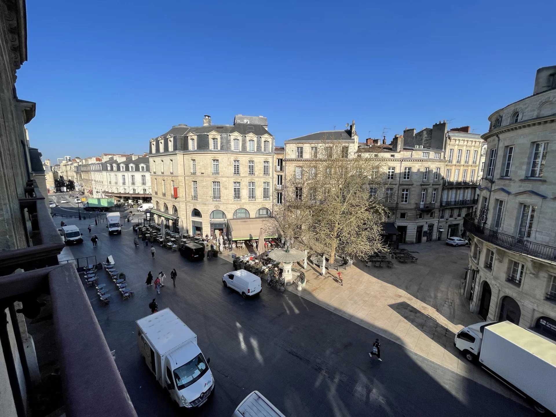 Condominium in Bordeaux, Gironde 11926246