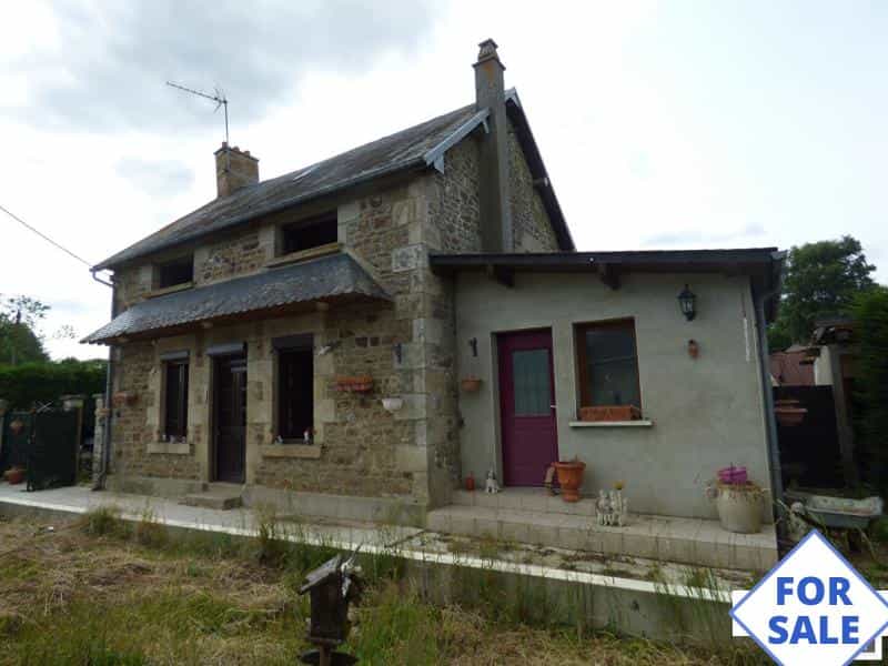 casa en Saint-Denis-sur-Sarthon, Normandía 11926557
